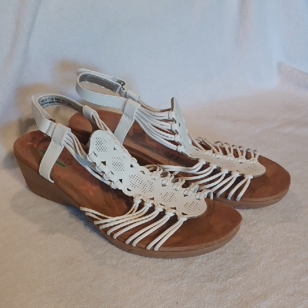 BareTraps White Strappy Sandals Women's Size 11